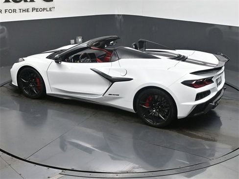 New 2026 Chevrolet Corvette Z06 w/ Stealth Interior Trim Package image 23
