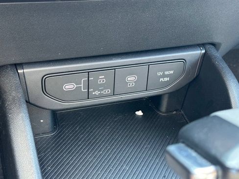Used 2025 Kia K4 FWD image 24