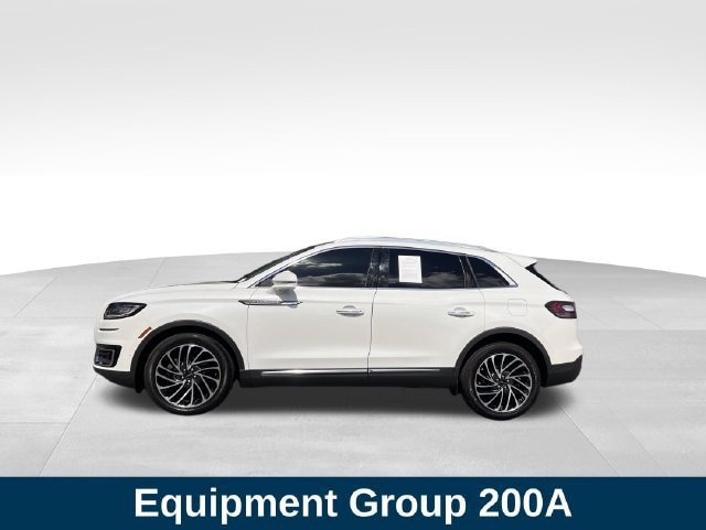 Used 2020 Lincoln Nautilus Reserve FWD image 2