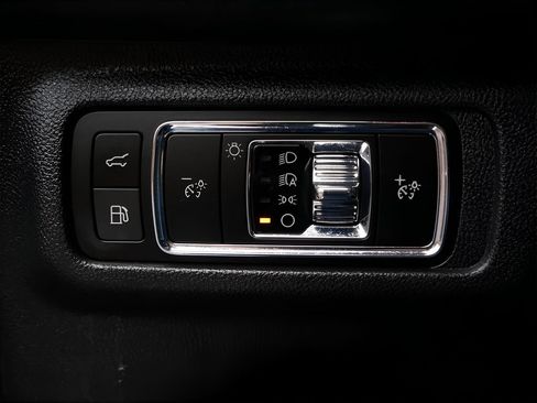 Used 2024 Lincoln Corsair Grand Touring w/ Equipment Group 301A AWD/4WD image 16