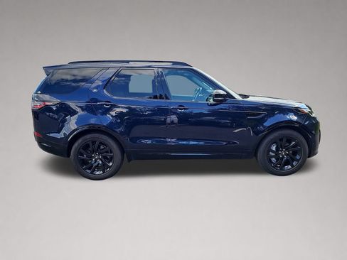 Used 2020 Land Rover Discovery Landmark AWD/4WD image 2