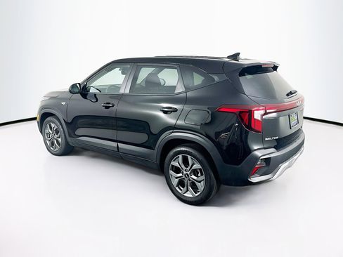 Used 2026 Kia Seltos LX FWD image 5