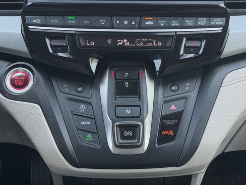 Used 2025 Honda Odyssey EX-L image 21