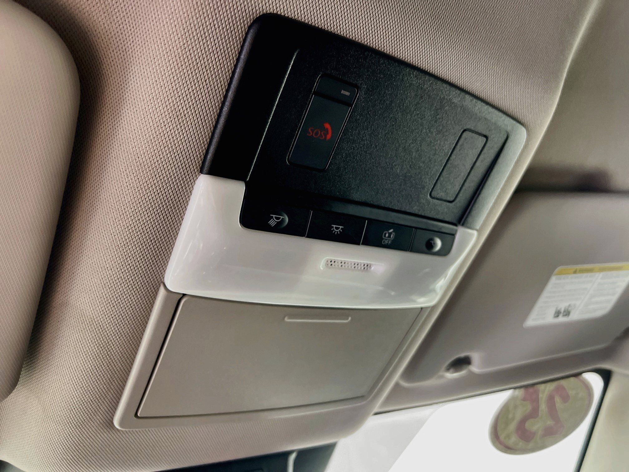 Used 2025 Nissan Rogue SV FWD image 25