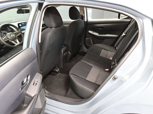 Used 2024 Nissan Sentra SV FWD image 16