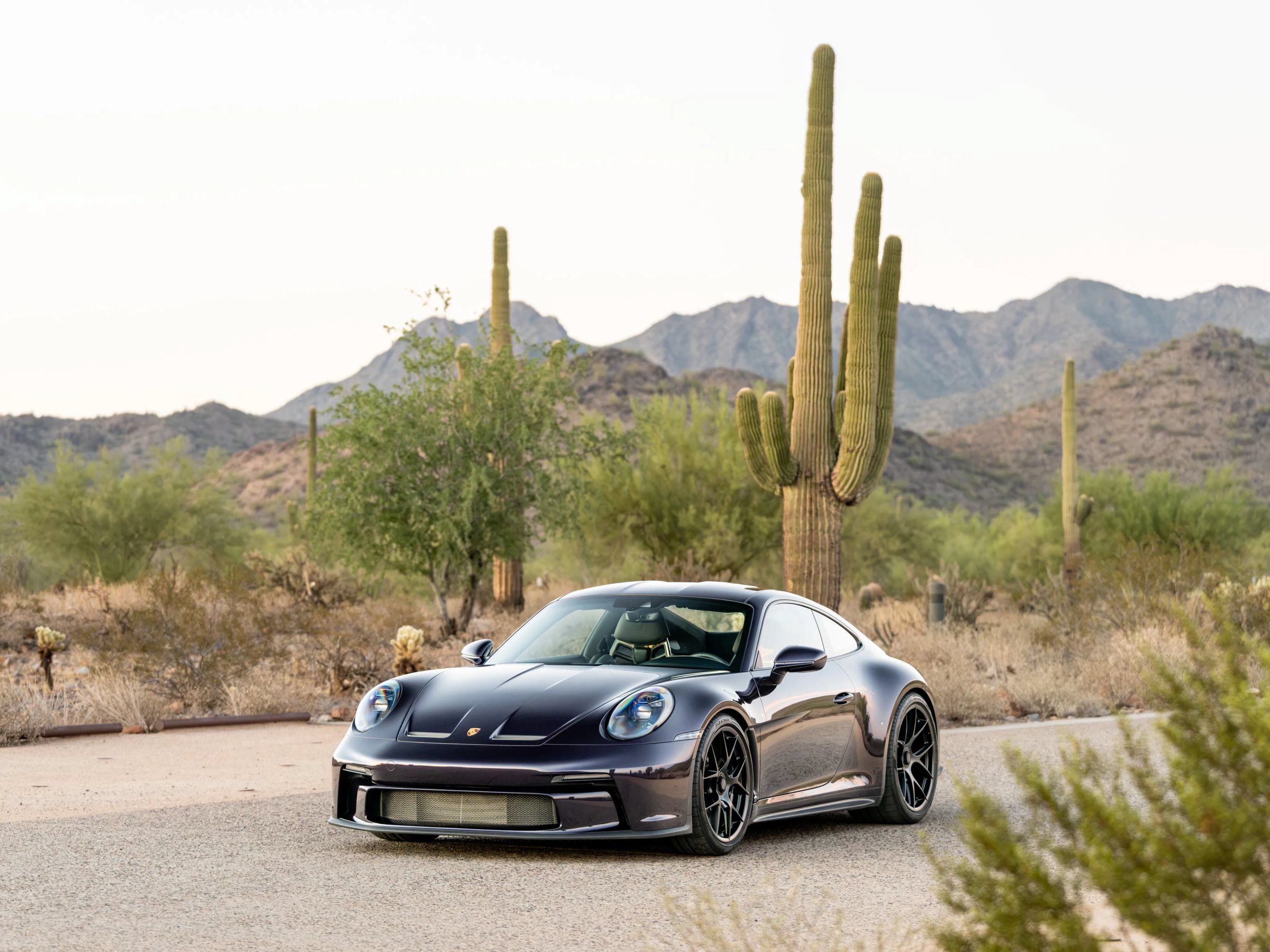 Used 2024 Porsche 911 GT3 RS RWD image 4