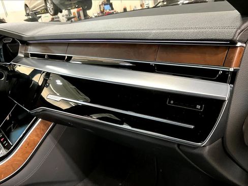 Used 2020 Audi A8 L 4.0T w/ Sport Plus Package image 18