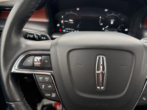 Used 2023 Lincoln Nautilus Reserve w/ Equipment Group 202A AWD/4WD image 15