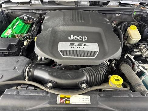Used 2013 Jeep Wrangler Unlimited Sahara w/ Mopar Chrome Edition Group AWD/4WD image 17