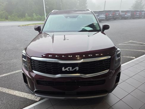 Used 2022 Kia Telluride EX w/ EX Premium Package AWD/4WD image 2