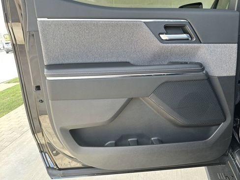 New 2026 GMC Sierra EV Elevation w/ LPO, Elevation Dark Package image 27