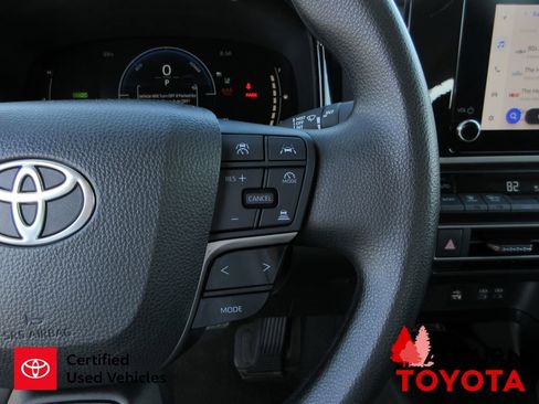 Certified 2025 Toyota Camry LE image 13