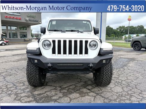 Used 2022 Jeep Wrangler Unlimited Sahara w/ Cold Weather Group AWD/4WD image 3