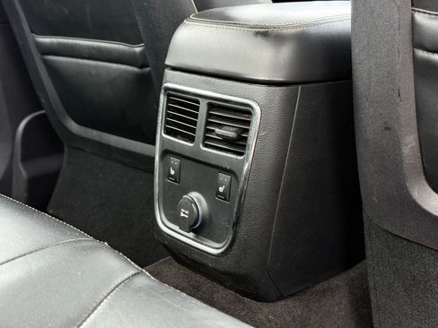 Used 2011 Dodge Charger Rallye RWD image 23