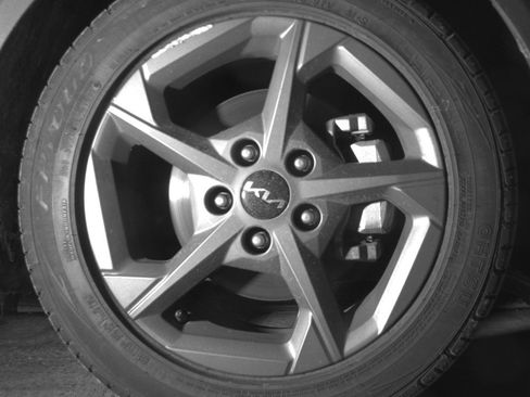 Used 2025 Kia K4 FWD image 13