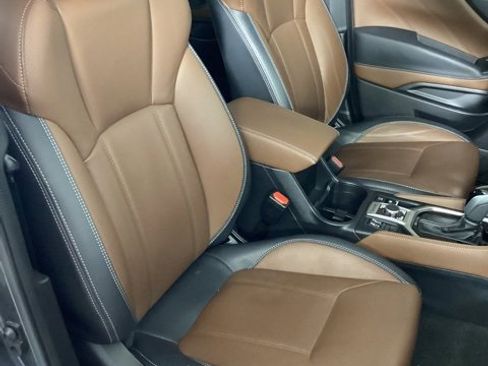 Used 2023 Subaru Forester Touring image 12