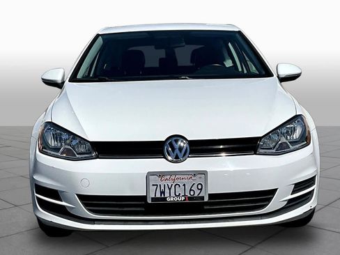 Used 2015 Volkswagen Golf S FWD image 3