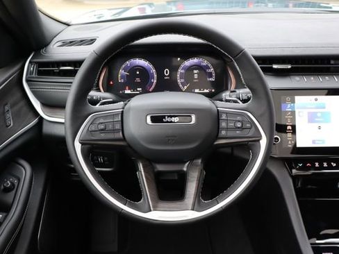 New 2026 Jeep Grand Cherokee L Limited AWD/4WD image 16