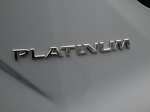 Used 2022 Nissan Murano Platinum w/ Cargo Package FWD image 10