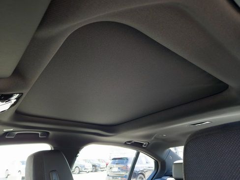 New 2026 BMW i5 eDrive40 w/ M Sport Package image 13