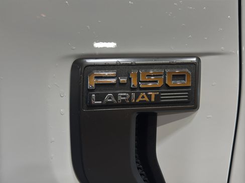 Used 2023 Ford F150 Lariat w/ Equipment Group 502A High image 10