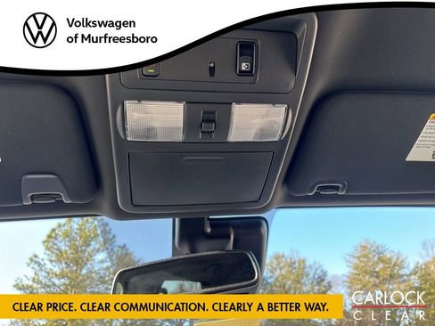 Used 2024 Nissan Titan SV w/ SV Bronze Edition Package image 22