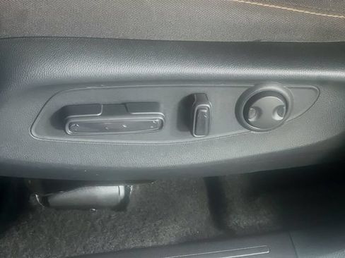 Used 2025 Honda CR-V Sport image 13