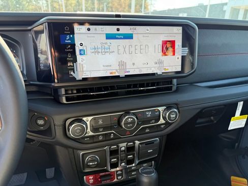 New 2026 Jeep Gladiator Rubicon image 17