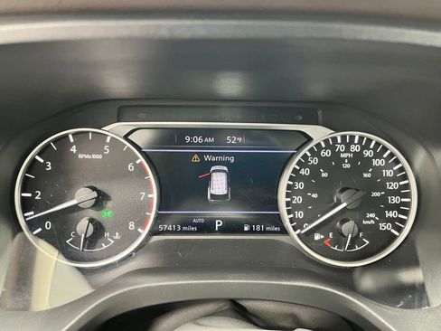 Used 2021 Nissan Rogue SV AWD/4WD image 16