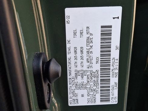 Used 2022 Toyota Tundra Limited image 28