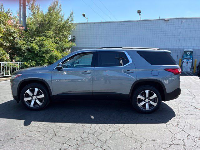 Used 2021 Chevrolet Traverse LT w/ LT Premium Package FWD image 4