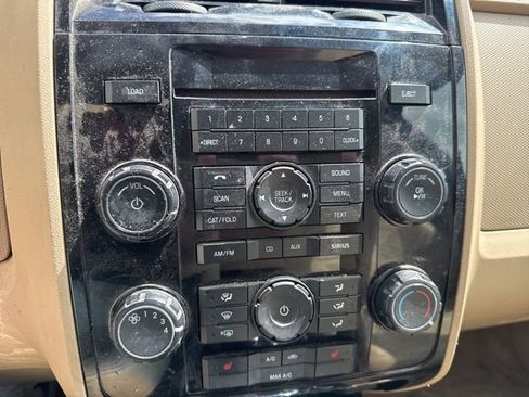 Used 2012 Ford Escape Limited image 20