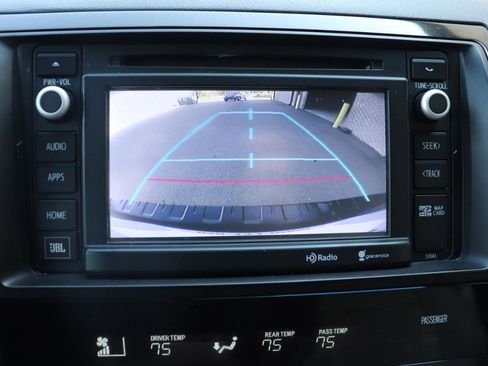 Used 2014 Toyota Sequoia Limited image 59