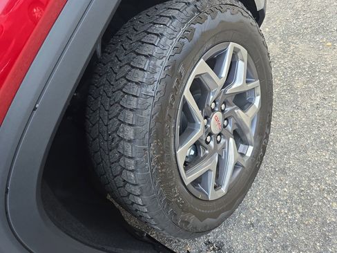 Used 2026 GMC Sierra 1500 SLT w/ SLT Premium Package image 35