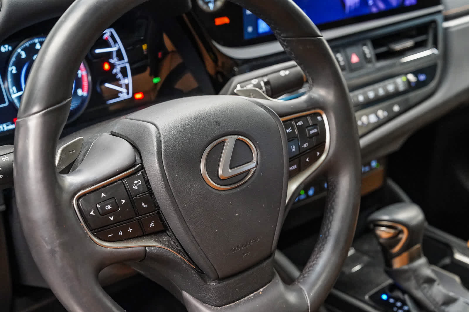 Used 2024 Lexus ES 350 w/ Premium Package FWD image 21