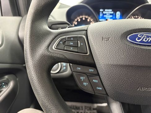 Used 2017 Ford Escape SE w/ Equipment Group 201A AWD/4WD image 33