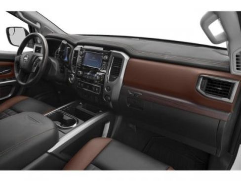 Used 2019 Nissan Titan Platinum Reserve image 19