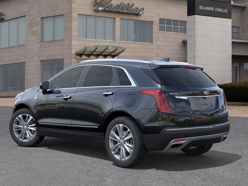 New 2026 Cadillac XT5 Premium Luxury AWD/4WD image 3