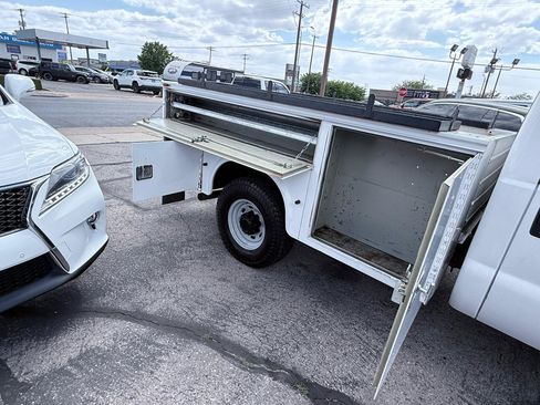 Used 2004 Ford F350 XLT RWD image 11