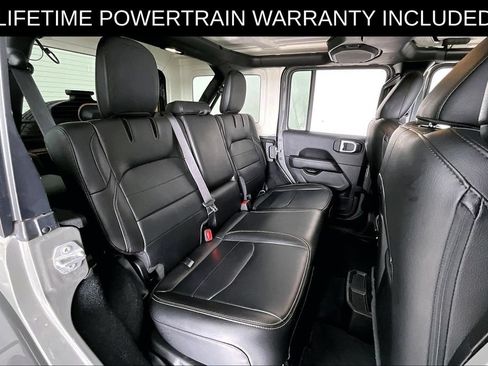 Used 2023 Jeep Wrangler Unlimited Sahara AWD/4WD image 35