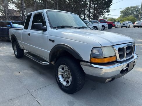 Used 2000 Ford Ranger XLT AWD/4WD image 7