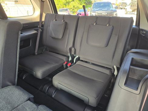 Used 2014 Toyota 4Runner SR5 AWD/4WD image 10