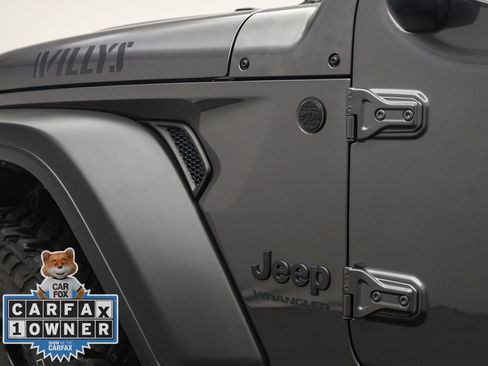 Used 2022 Jeep Wrangler Willys image 32