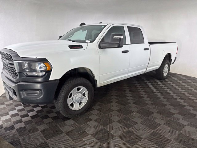 Used 2023 RAM 2500 Tradesman AWD/4WD image 3