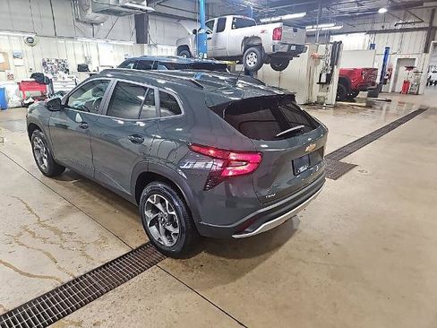 New 2026 Chevrolet Trax LT w/ Driver Confidence Package FWD image 4