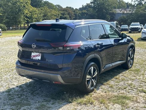 Used 2026 Nissan Rogue SL AWD/4WD image 5