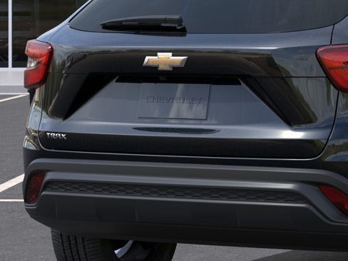 New 2026 Chevrolet Trax LS FWD image 14