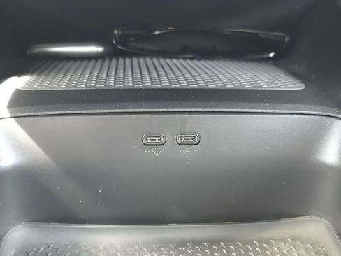 Used 2024 Chevrolet Blazer EV LT AWD/4WD image 29