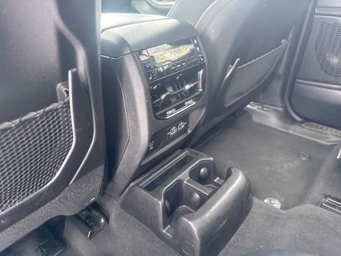 Used 2024 Jeep Grand Cherokee L Limited w/ Luxury Tech Group II image 26