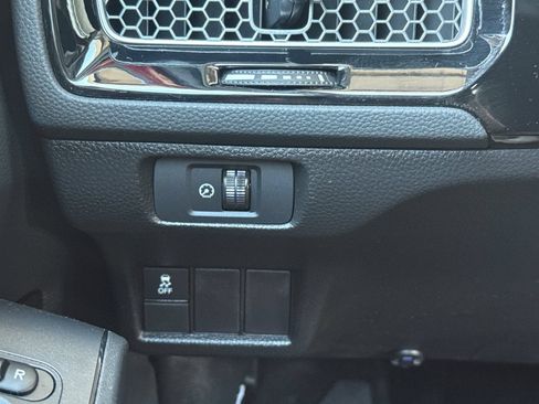 Used 2025 Honda Civic LX image 40